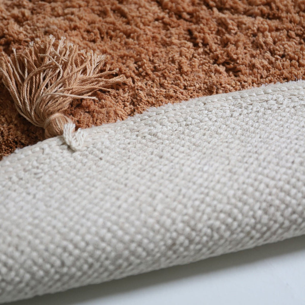 Tapis Rond Coton Motif Oiseau à Pompons Toast Ø110 cm – BohoBird