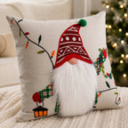 Housse de Coussin Noël Gnome Brodé Lanterne Couronne Coton Lin 45×45 cm