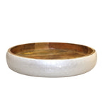 Grande coupe décorative de 40cm en bois de manguier avec extérieur blanc.