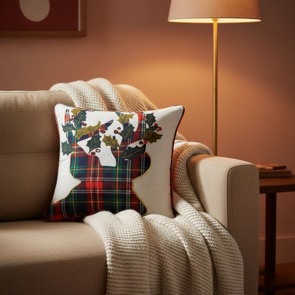 Housse de Coussin Noël Renne À Carreaux Brodée Coton Lin 45×45 cm