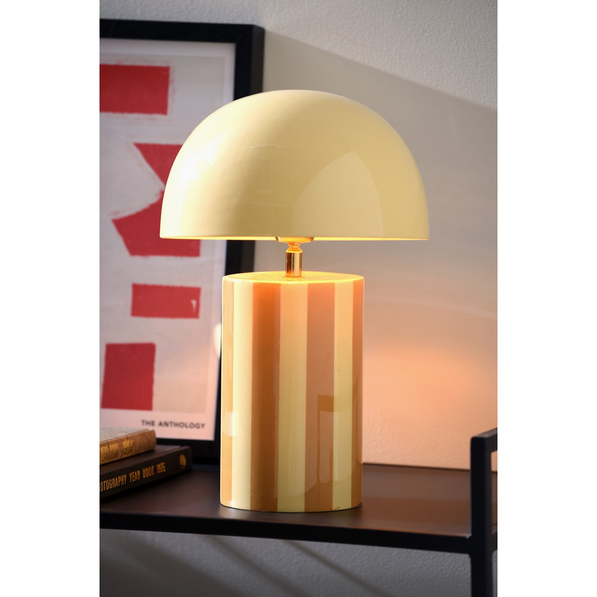 Lampe à Poser CHLOÉ Champignon Fer Rayé Jaune Miel Pied Chromé Ø25×34 cm
