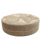 Pouf géant (100cm) tressé en jonc de mer naturel avec motif étoile.