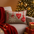 Housse de Coussin Noël Glimt Ornements Appliqués Cœur Flocon Boules Laine Gris Rouge 30×50 cm