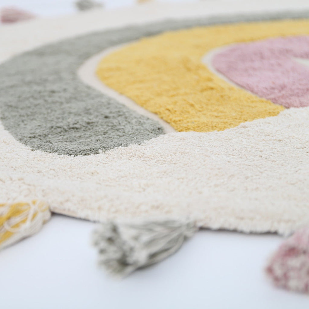 Tapis Rond Coton Arc-en-Ciel avec Pompons Ø110 cm – Rainbow Moss