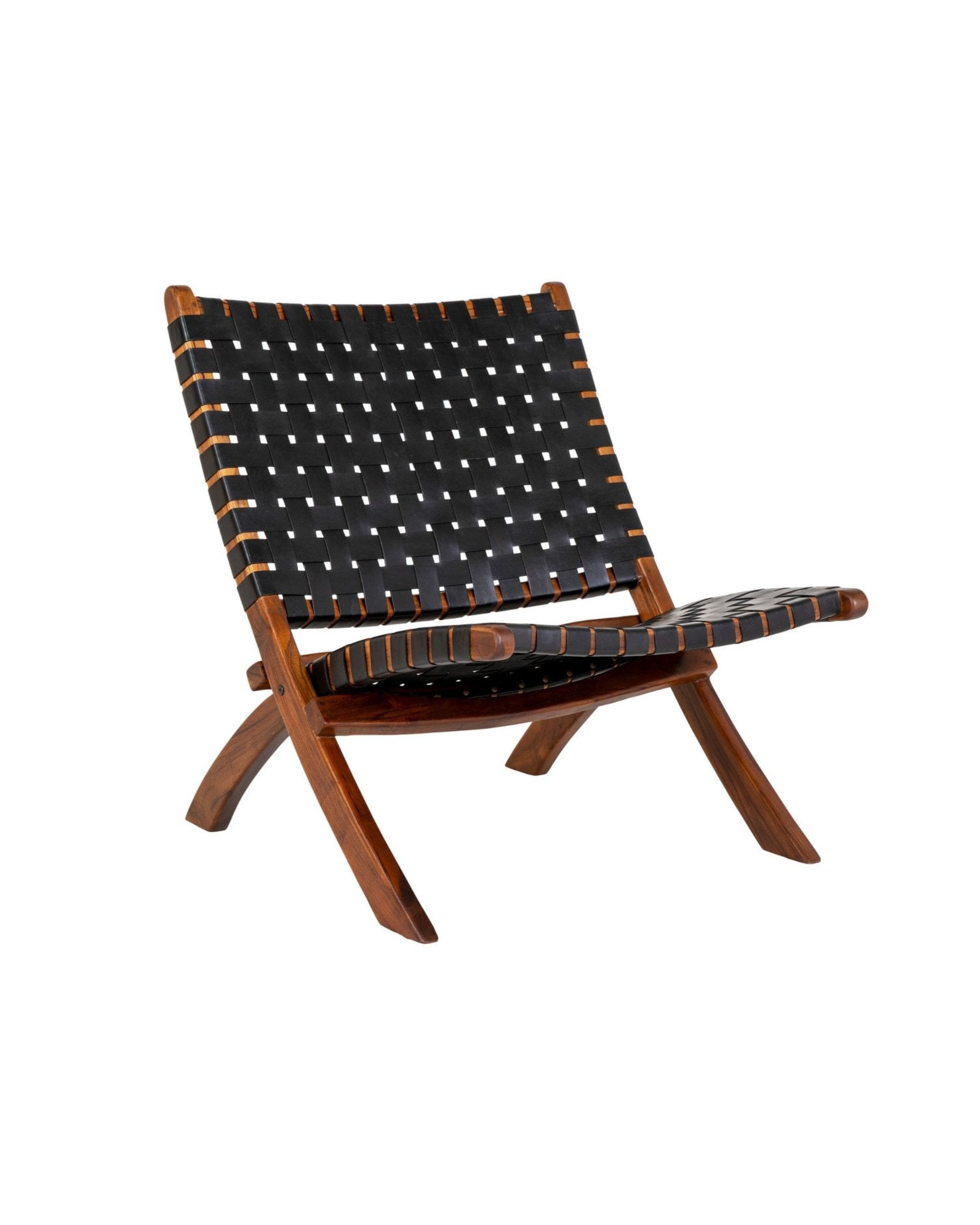 Fauteuil lounge pliant Perugia en bois de teck et cuir noir tressé, vue de trois-quarts.
