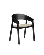 Lot de 2 fauteuils de table EDO en bois de frêne noir et assise tissu beige clair.