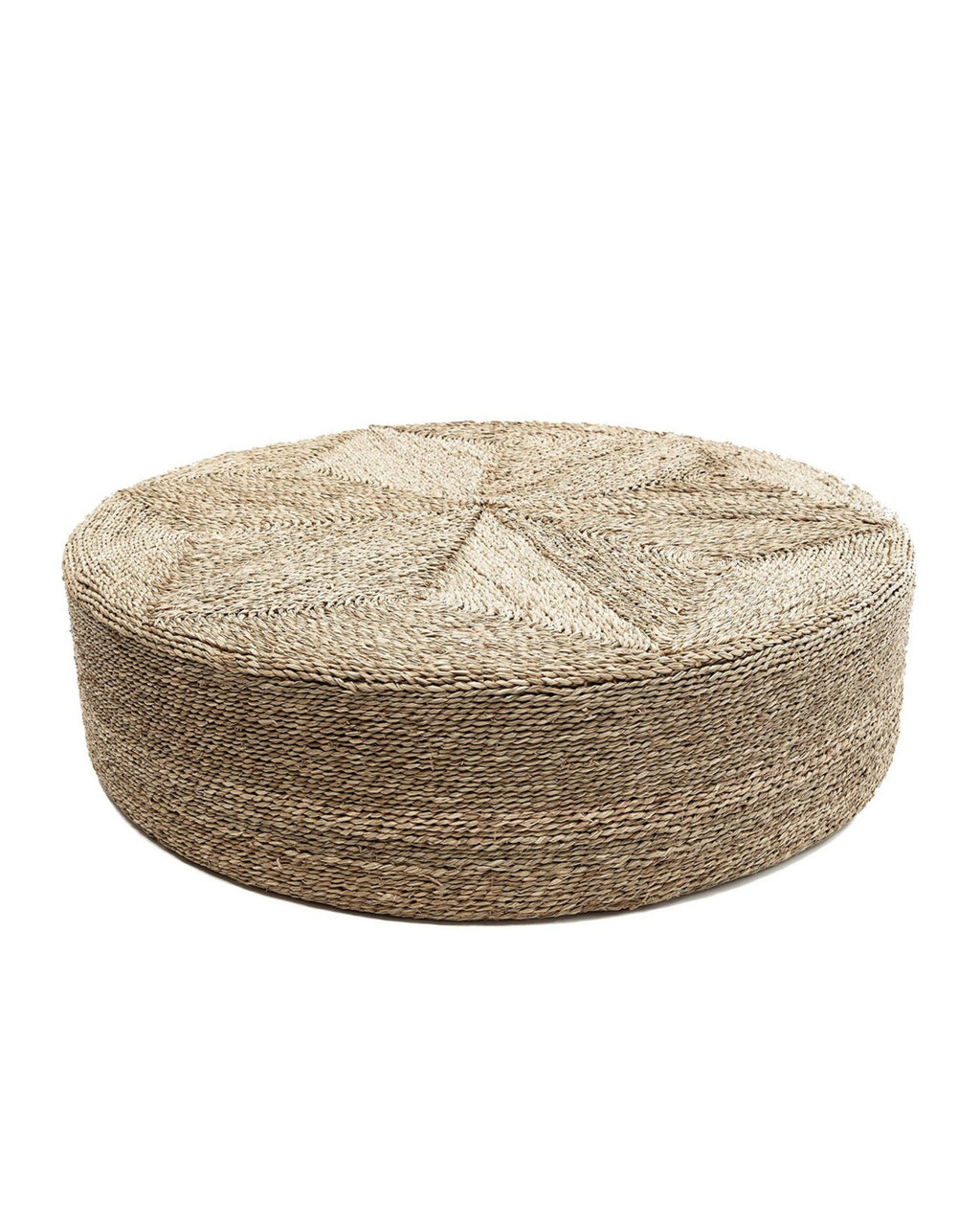Pouf géant (100cm) tressé en jonc de mer naturel avec motif étoile.