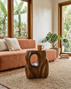 Table d'Appoint Sculpturale Asymétrique Bois de Manguier (41cm)