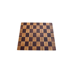 Planche à découper bois de bout motif échecs damier, vue de face tranche mettant en valeur l'épaisseur et la structure bois de bout alternée frêne beige et sapelli brun prune, fond blanc