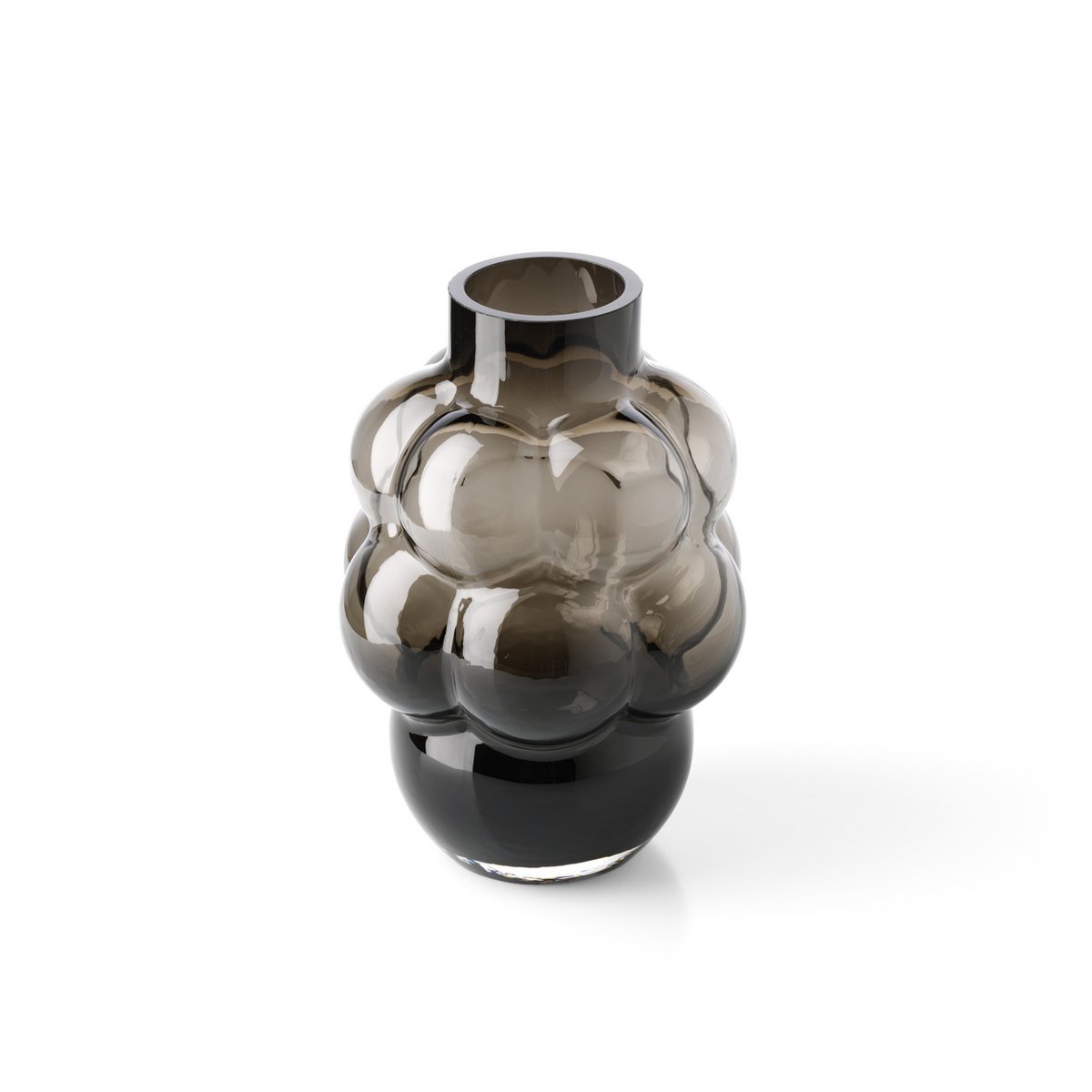 Grand vase décoratif en verre recyclé gris foncé, forme de grappe de raisin organique.