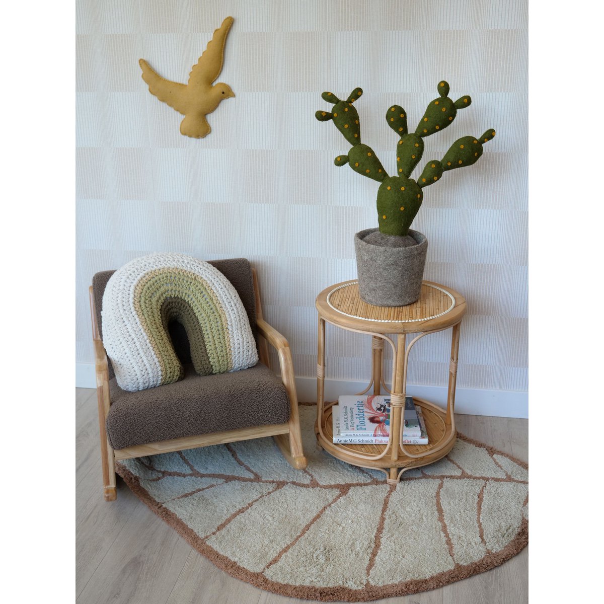 Chaise à Bascule Enfant en Bois Laqué avec Coussins – Aiden