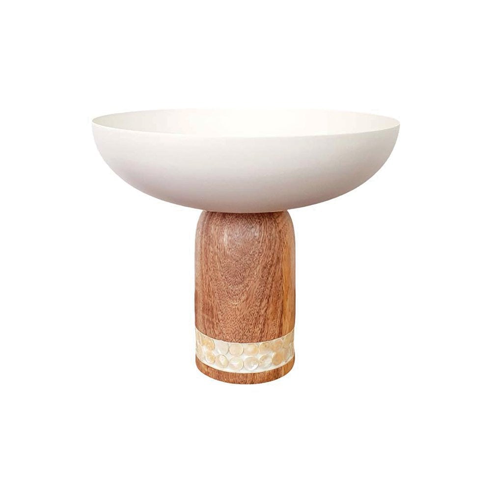 Grande coupe à fruits design blanche sur un épais pied façon bois avec détails texturés.