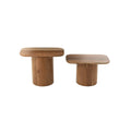Duo de tables d'appoint en bois d'acacia massif aux formes organiques courbes.