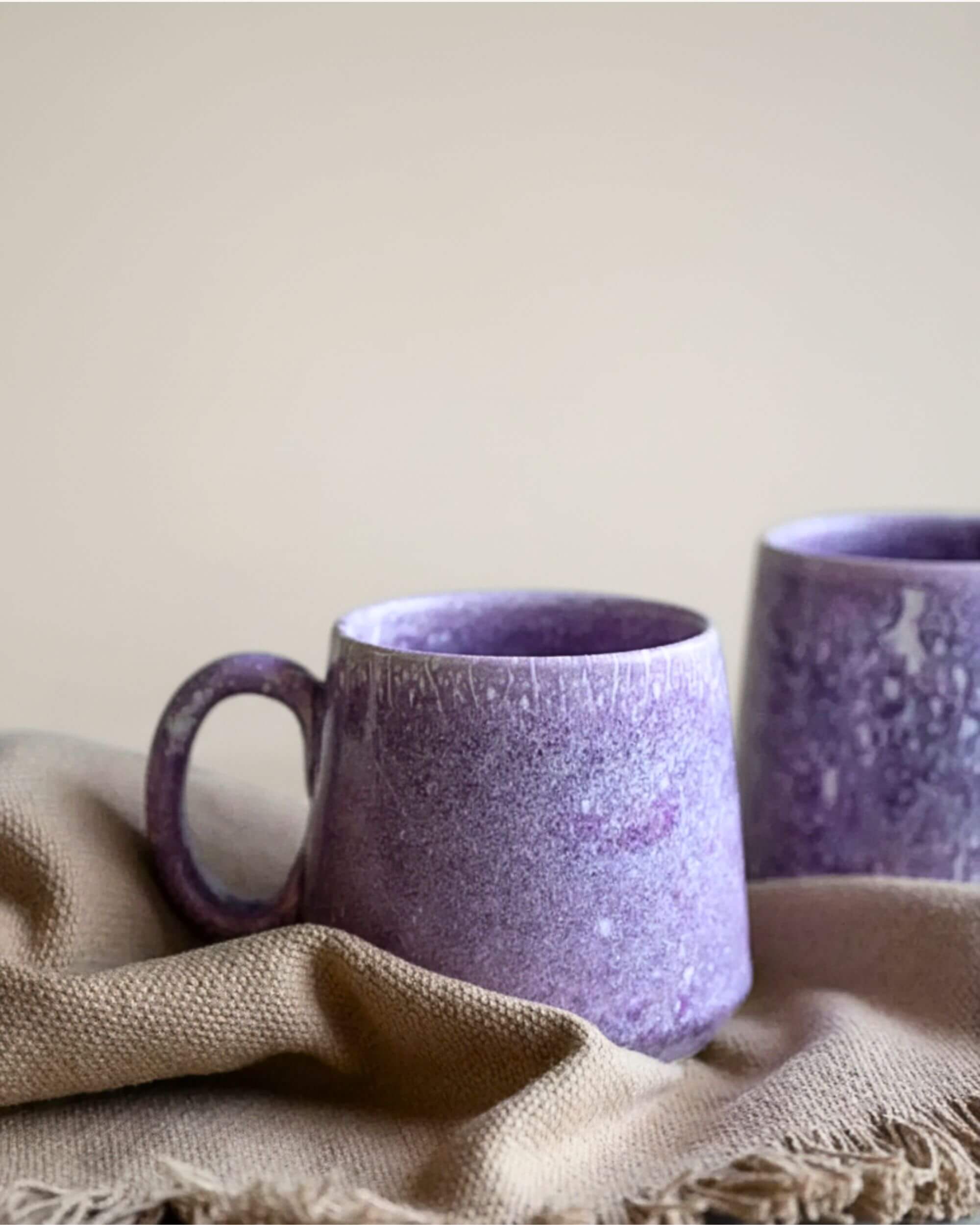 Mug artisanal LAVANDE de la collection CerAmor Cerâmica